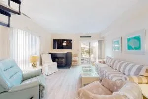 Sea Pines Village --- 8 Sea Pines Village - 贝瑟尼滩