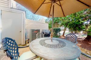 Sea Pines Village --- 8 Sea Pines Village