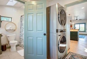 Quail Cottage Clarkdale-Renovated Historic Cottage Sedona Jerome Wineries