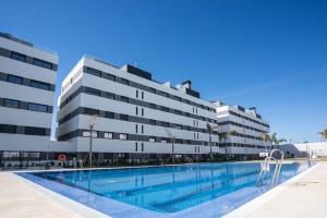 Alamar 3 bed penthouse beach side