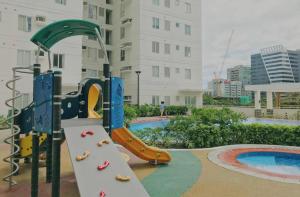 Lovely 1 Bedroom unit in Avida w WiFi (upto 4 pax)