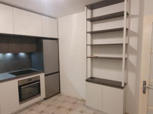 Apartments by the sea Njivice, Krk - 20519