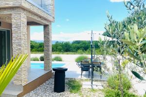 Apartments with swimming pool Kremenici, Krk - 20676