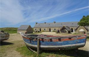 Maisons de vacances 2 Bedroom Gorgeous Home In Plouguerneau : photos des chambres