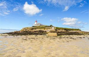 Maisons de vacances 2 Bedroom Gorgeous Home In Plouguerneau : photos des chambres