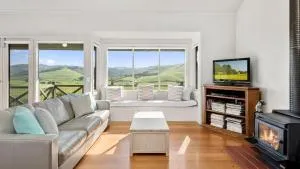 Joanna Cottage - Crowes