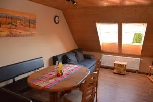 Ferienhof-Dachsberg Wohnung Weitblick - بيرماتنغن