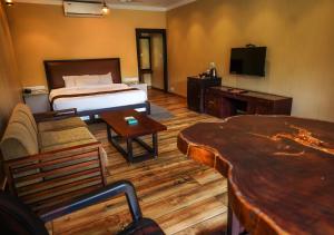 Niyatma Wayanad Pool Resort by VOYE HOMES - Inside Coffee Plantation