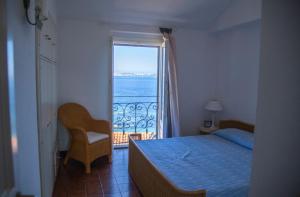 4 FARO - Attico sul faro di Porto Faro