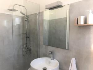 Brand New Cozy Studio with Balcony at the center of Naousa