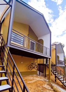 เลคแค้มป์ รีสอร์ท