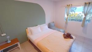 เลคแค้มป์ รีสอร์ท