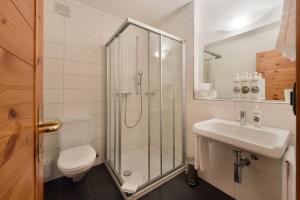 Budget Double Room -  First Floor room in Hotel Schweizerhof Lenzerheide