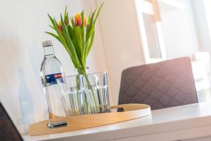 FAIRflats: Küche, Balkon, Arbeitsplatz, Aufzug