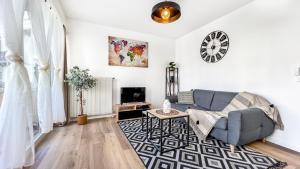 Appartements HOMEY GREY - Proche Gare et Tram - Proche centre - Balcon prive - Wifi et Netflix : photos des chambres