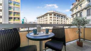 Appartements HOMEY GREY - Proche Gare et Tram - Proche centre - Balcon prive - Wifi et Netflix : photos des chambres