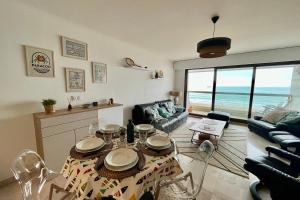 Appartements Acces direct a la plage decouvrez cet appartement entierement renove : photos des chambres