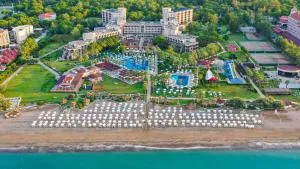 Crystal Tat Beach Golf Resort & Spa - Ultimate All Inclusive - Çakıllık