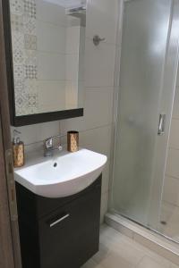 Toula s Village Apartment