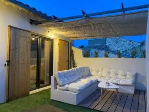 Charmante maison en pierre-TAVEL - 塔韦勒