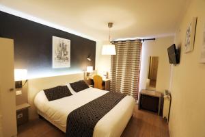 Hotels Logis Le Bourguignon : photos des chambres