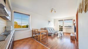 Rzemieślnicza, Sun & Snow