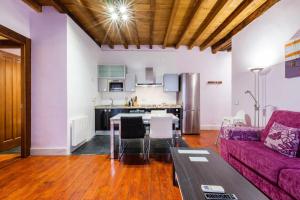 Apartamento con patio junto a la Catedral by Toledo AP