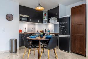 Appartements Chez Stephane & Sophie - 10min DisneyLand, Free Parking, Big Garden : photos des chambres