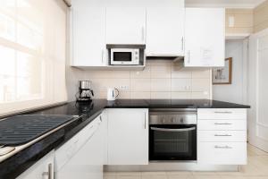 Villa Farol by OCvillas