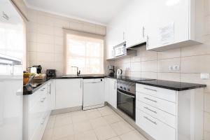 Villa Farol by OCvillas