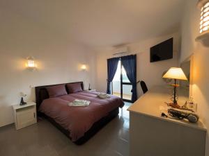 Renovated Vale do Milho Golf Apartment with sea view