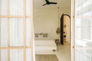 NEW Design villa Casa Alma 3BDR with private pool, Canggu