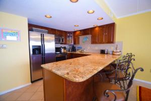 Harbour Island 304K condo