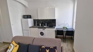 Gregbnb - T2 37m2 -1- Est -