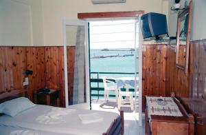 Hotel Dolphin Samos Greece