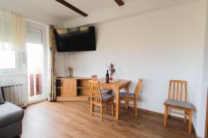 Apartments PIT Zdole