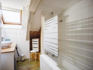 Appartements Le Cezanne - Jardin - Parking - Babyfoot - Centre-ville : photos des chambres