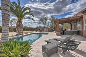 North Phoenix Desert Gem with Yard and Hot Tub! - 纽里弗