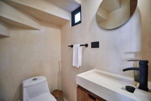 Afra 3 Beautiful jungle house with private pool