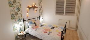 Appartements Charmant T2 proche Chateau, Gare, UCO, Parking prive : photos des chambres