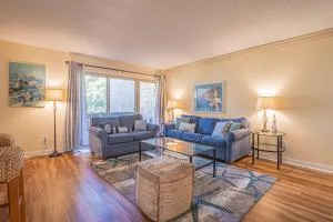 1686 Bluff Villas Renovated Sleeps 8 Walk to Salty Dog Sea Pines - Daufuskie Landing