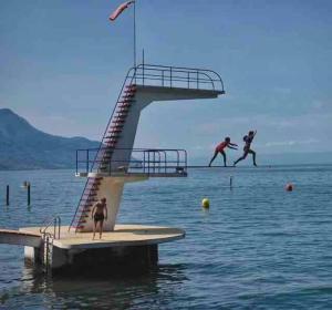 Boutique Chalet Panoramic Views Hot Tub
