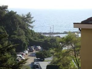 A.A.U.T. Via Bordone 11 - Moneglia (GE) - ITALY CITRA: 010037-LT-0358 - Litorno