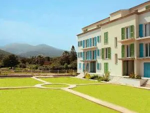 Apartment with panoramic view - Эрза