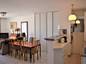Appartement spacieux avec WIFI et parking à Trégastel, proche plage - FR-1-368-18