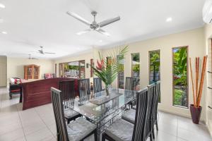 Belle Escapes Villa Latania Palm Cove