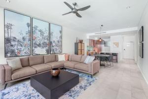 Belle Escapes 104 Swim-out Luxury Apartment in Palm Cove