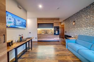 Home Away From Home Apartment 538