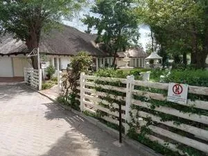 Thatch Haven Guesthouse - Mahikeng