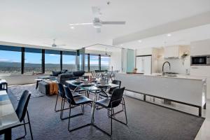 Q Tower Apartments - Hosted by Wow Stay